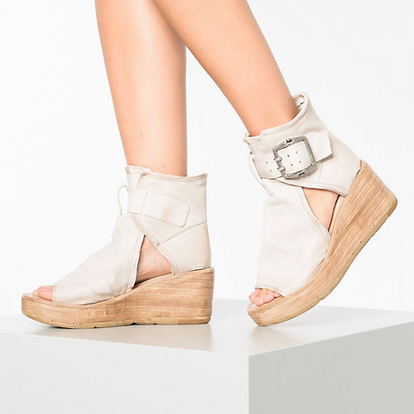 A S Keilsandaletten Keilsandaletten 98 98 A S A beige beige 98 A beige S Keilsandaletten F44d0Aq