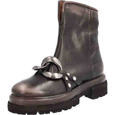 Klassische Stiefel