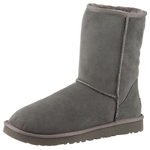 UGG Classic Short Stiefel