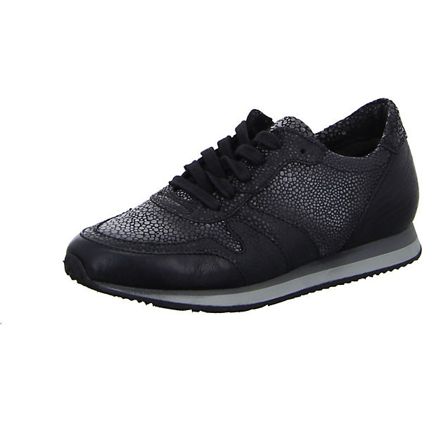 Red Boxx Sneakers