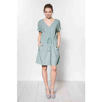 Kleid 2