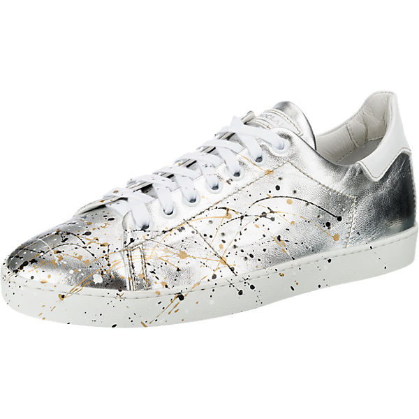 NoClaim July Sneakers