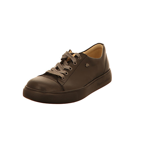 Schnürschuhe