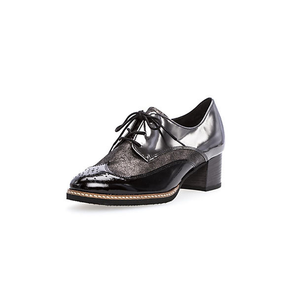 Schnürschuhe