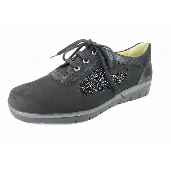 Schnürschuhe