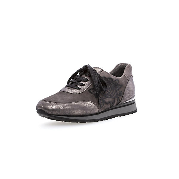 Schnürschuhe