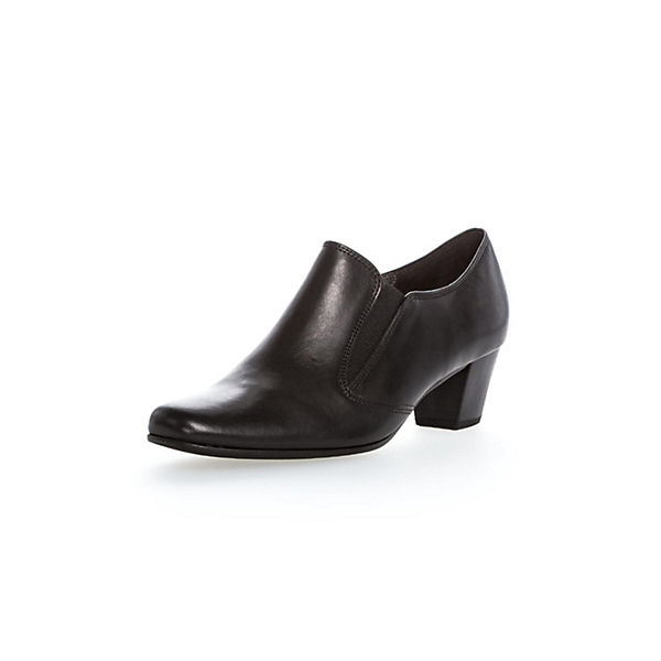 Schnürschuhe