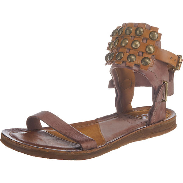 Klassische Sandalen