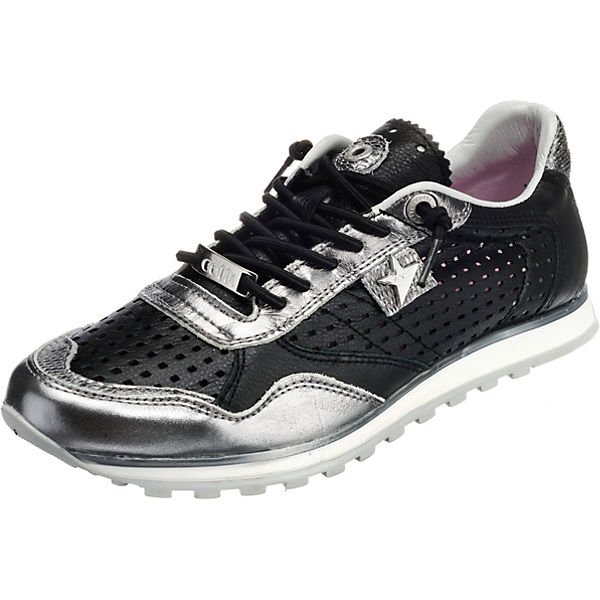 Sneakers Low