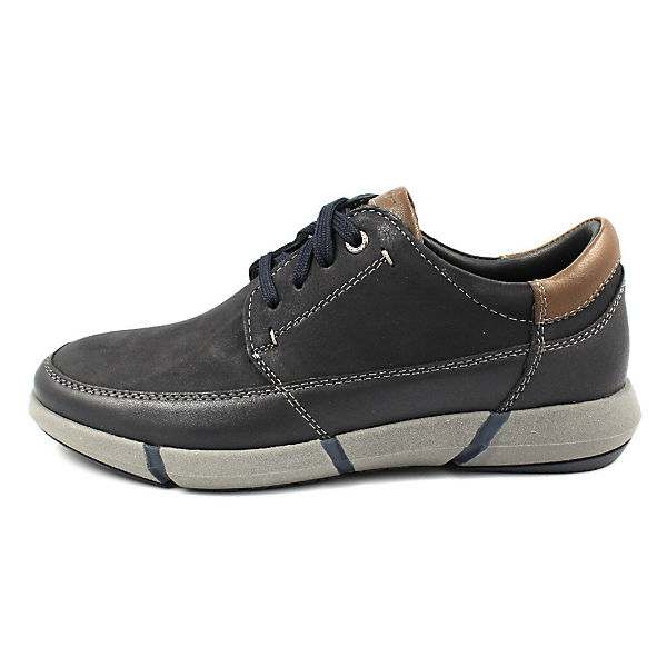 Schnürschuhe