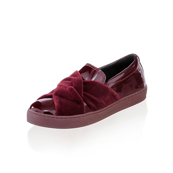 Sportliche Slipper
