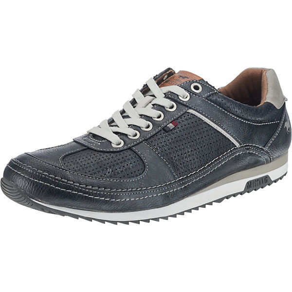 Schnürschuhe