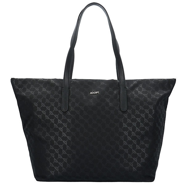 Shopper Helena