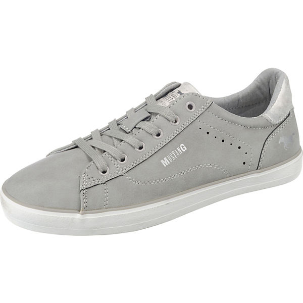 Sneakers Low