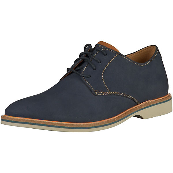 Schnürschuhe