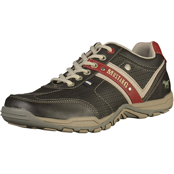 Halbschuhe