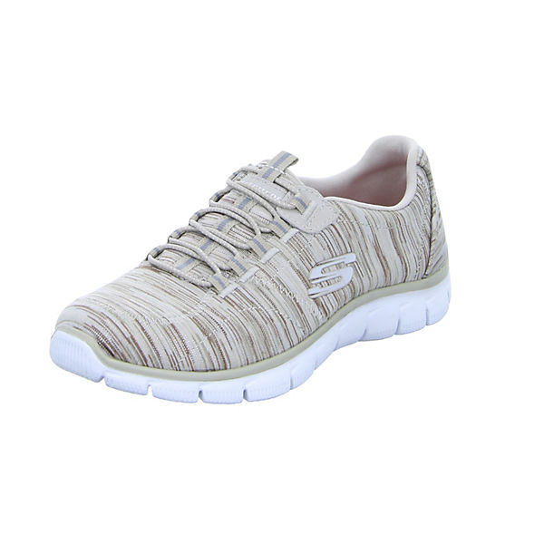 Empire Game On Sneakers Low