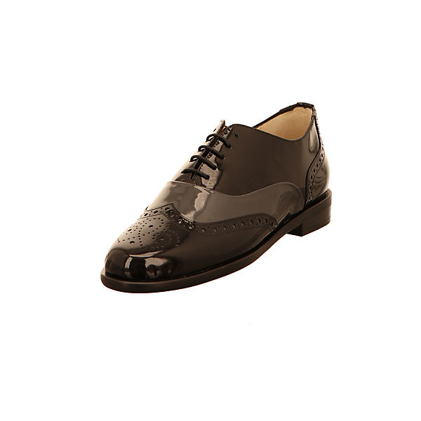 Schnürschuhe