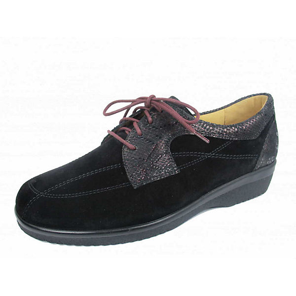 Schnürschuhe