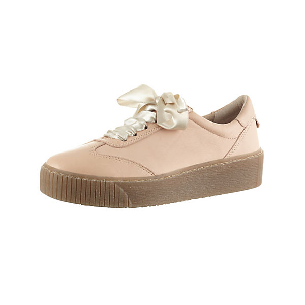 Schnürschuhe