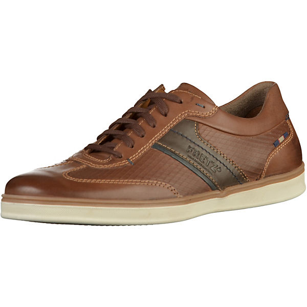Schnürschuhe
