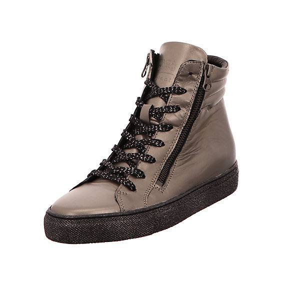 Sneakers High