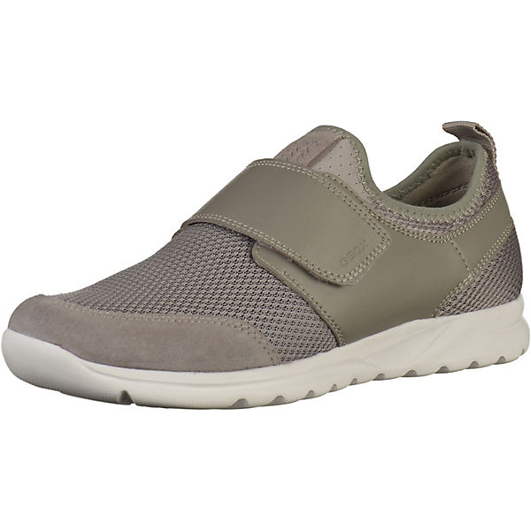 Sportliche Halbschuhe