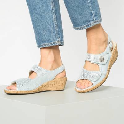 Helinda Keilsandaletten 2