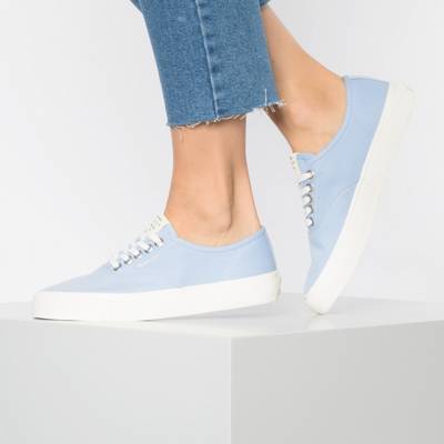 Long Beach Sneakers Low 2