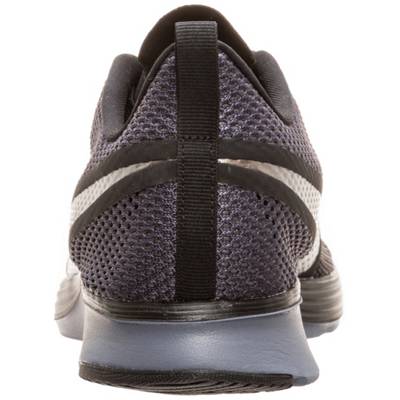 nike performance zoom strike 2