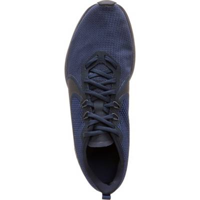 nike performance zoom strike 2