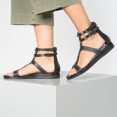 Riemchensandalen 2