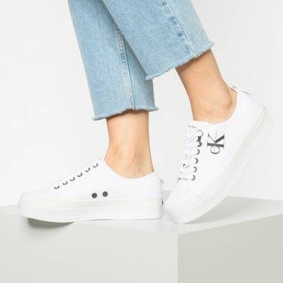 calvin klein black & white jeans zolah canvas trainers