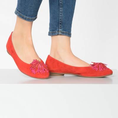Klassische Ballerinas 2