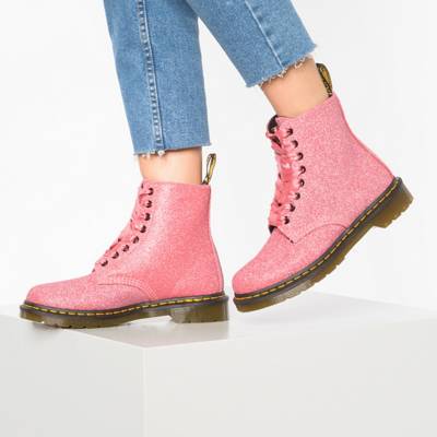 Dr. Martens, Molly Glitter 6 Loch Plateau Damen Stiefelette Dr. Martens, Molly Glitter 6 Loch Plateau Damen Stiefelette