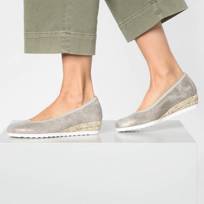 Klassische Ballerinas 2