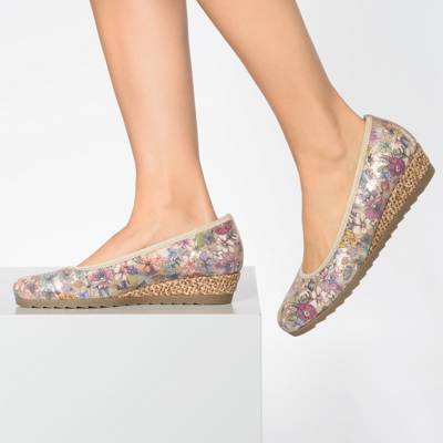 Klassische Ballerinas 2