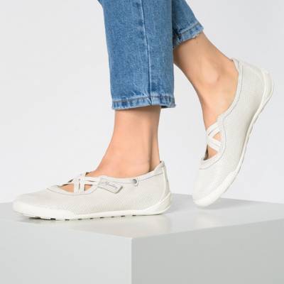 Klassische Ballerinas 2