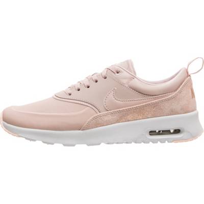 beige air max thea