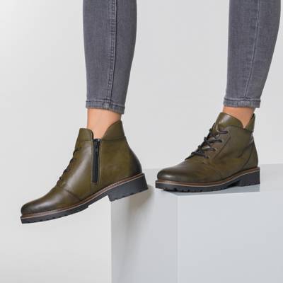 Schnürstiefeletten 2