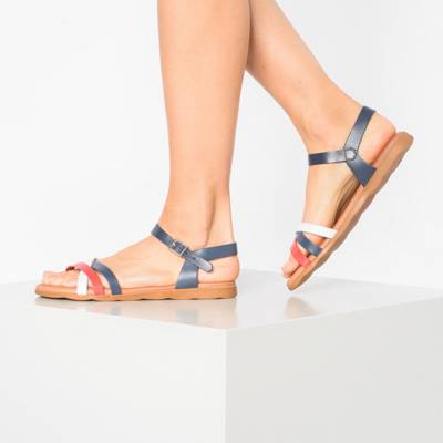 Riemchensandalen 2