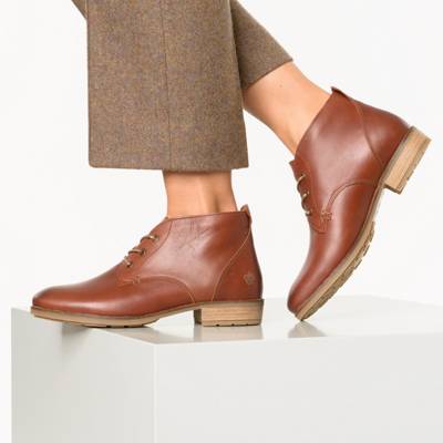 Schnürstiefeletten 2
