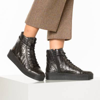 Schnürstiefeletten 2