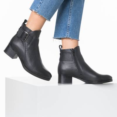 Mila Charm Klassische Stiefeletten 2