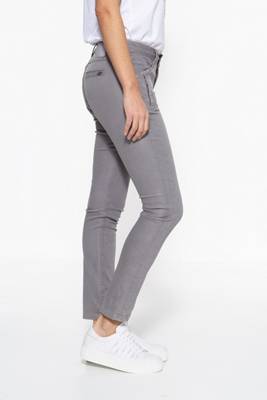 Slim Fit Jeans mit modischen Reißverschlusstaschen Nora Jeanshosen 2