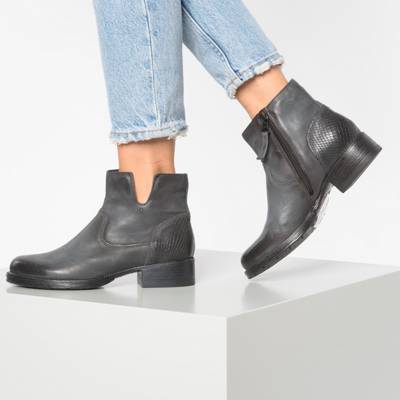 Klassische Stiefeletten 2