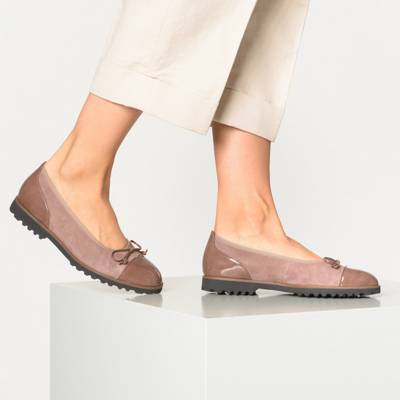 Klassische Ballerinas 2