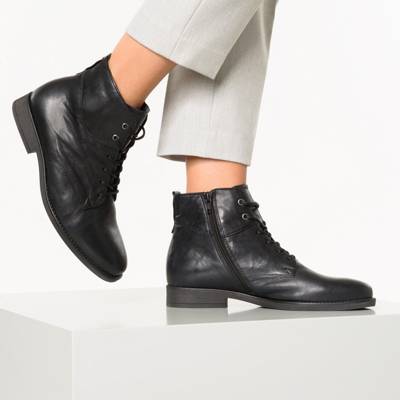 Schnürstiefeletten 2