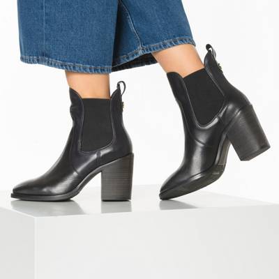 Maya Chelsea Boots 2