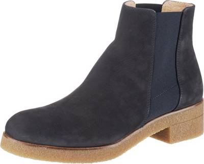 unisa chelsea boots
